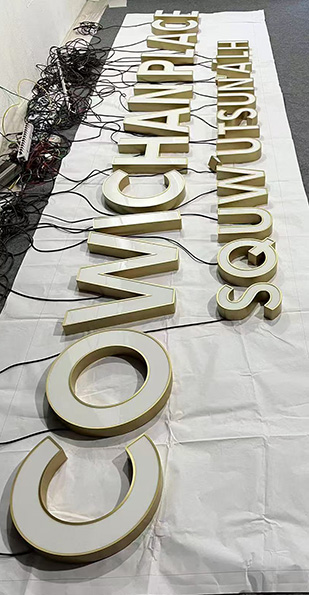 Front-lit letters
